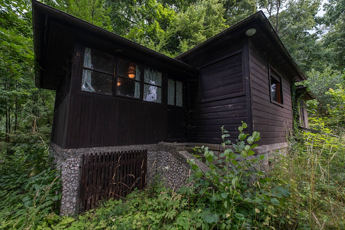 Prodej pozemku 2145 m²