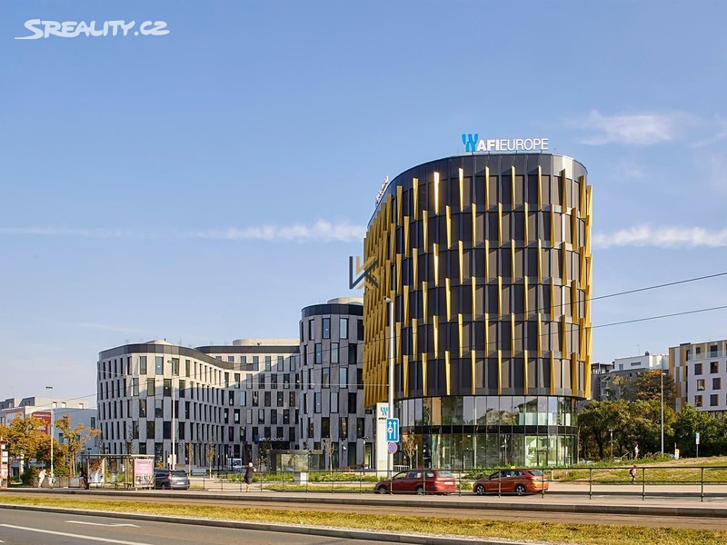 Pronájem kanceláře 473 m², Praha