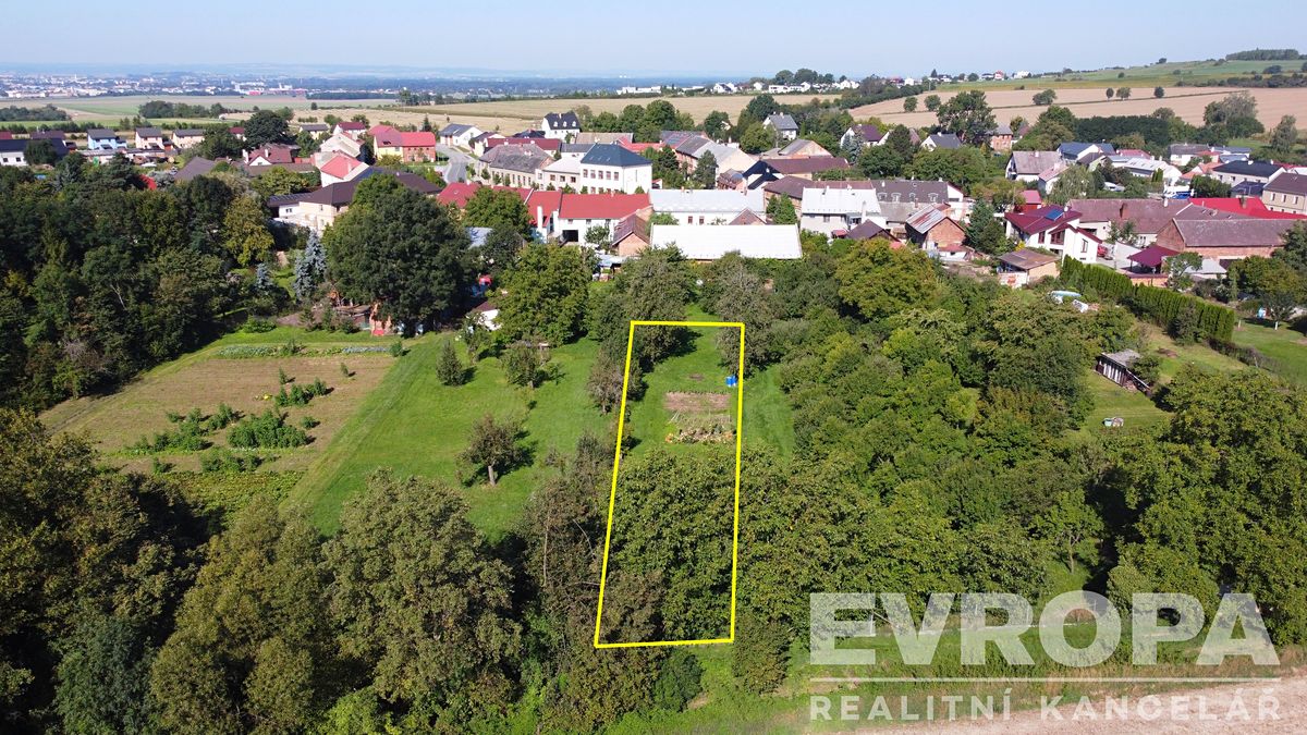 Prodej zahrady 1242 m² – fotografie 2