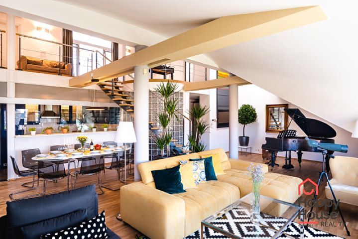 Pronájem bytu 5+kk 250 m²