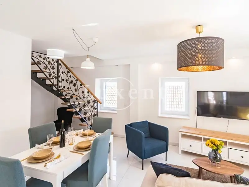 Prodej vily 90 m², pozemek 95 m², Sutivan – náhled fotky 3