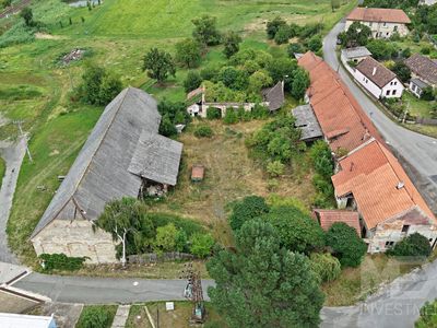 Prodej zemědělské usedlosti 900 m², pozemek 4550 m²