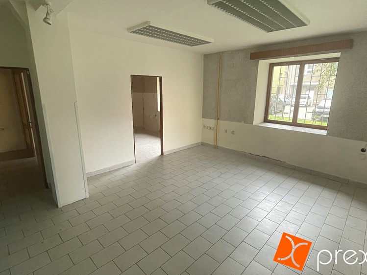 Pronájem komerčního prostoru, 2 200 m² (8 z 11)