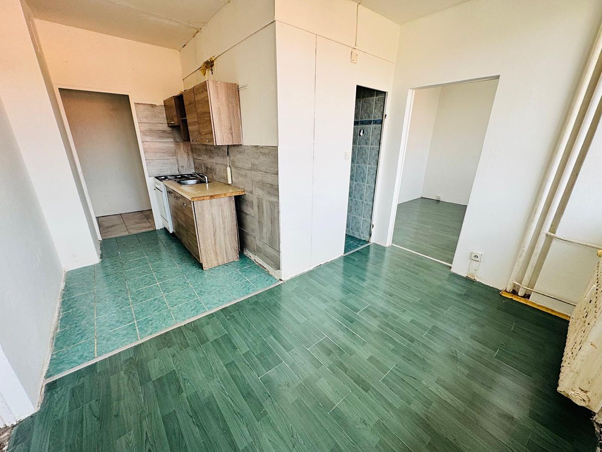 Pronájem bytu 3+1 64 m² – fotografie 2