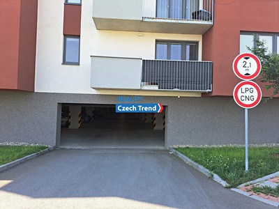 Pronájem garážového stání 16 m² — photo 3