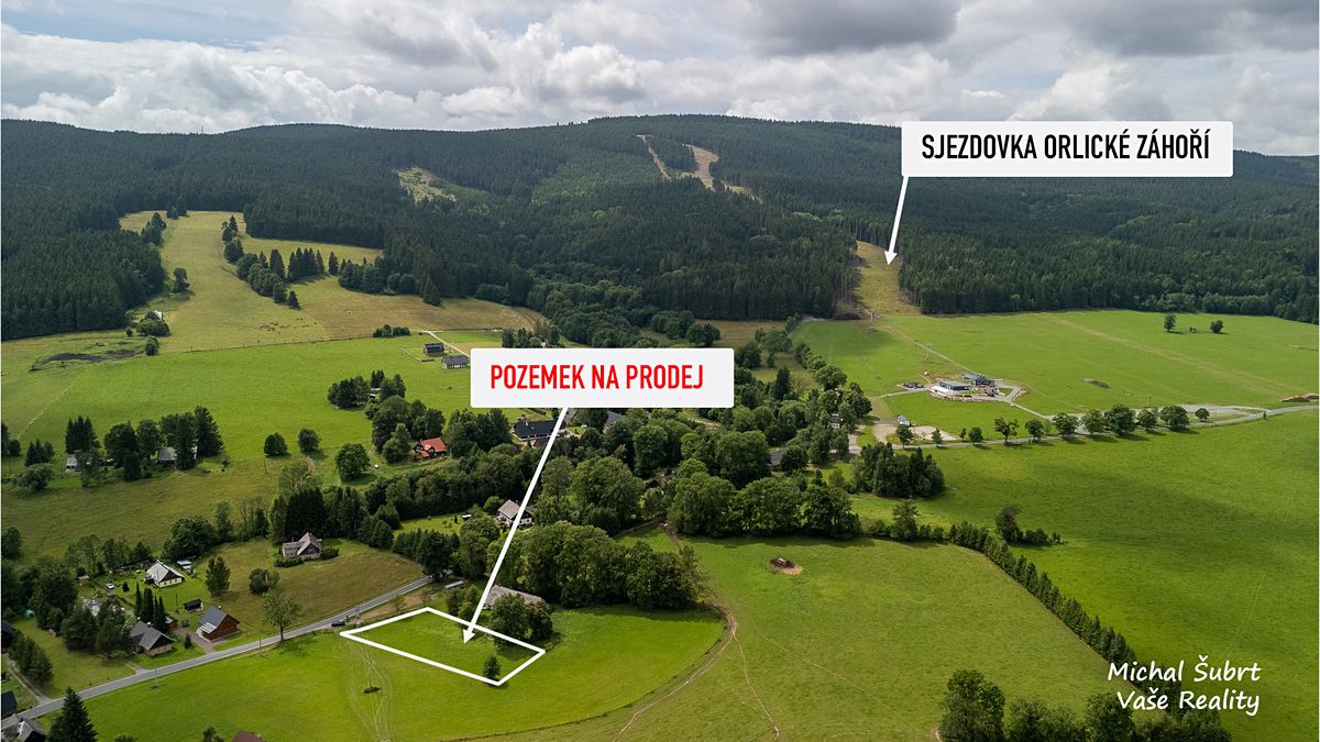 Prodej stavebního pozemku 1944 m²
