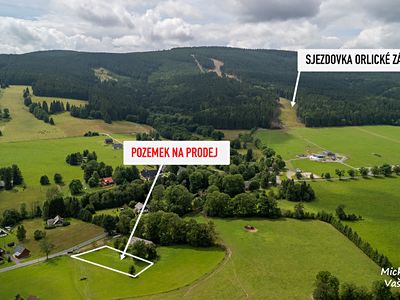 Prodej stavebního pozemku 1944 m²