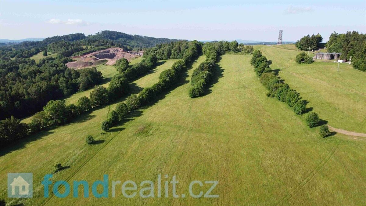 Prodej pozemku 65466 m²