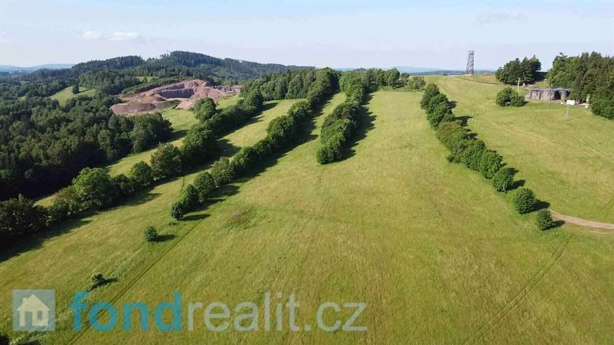 Prodej pozemku 65466 m²