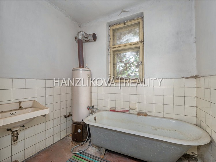 Будинок на продаж, 940 м² (45 з 48)