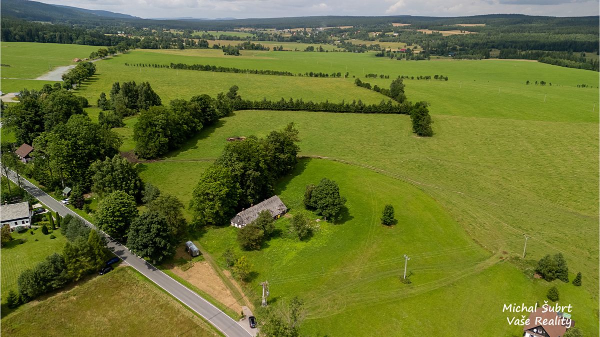 Prodej stavebního pozemku 1944 m² – fotografie 3