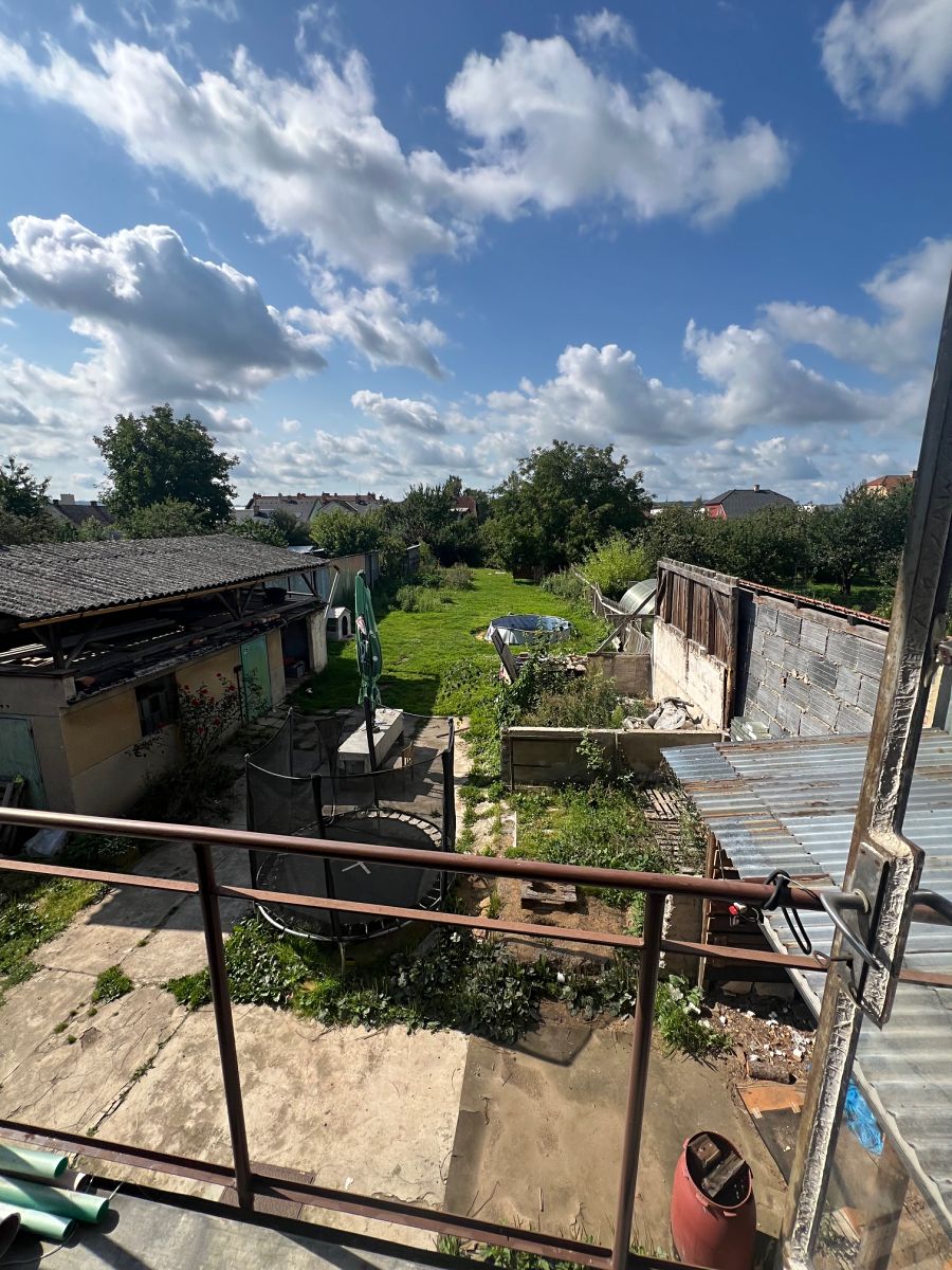 Prodej rodinného domu 200 m², pozemek 870 m² – fotografie 3