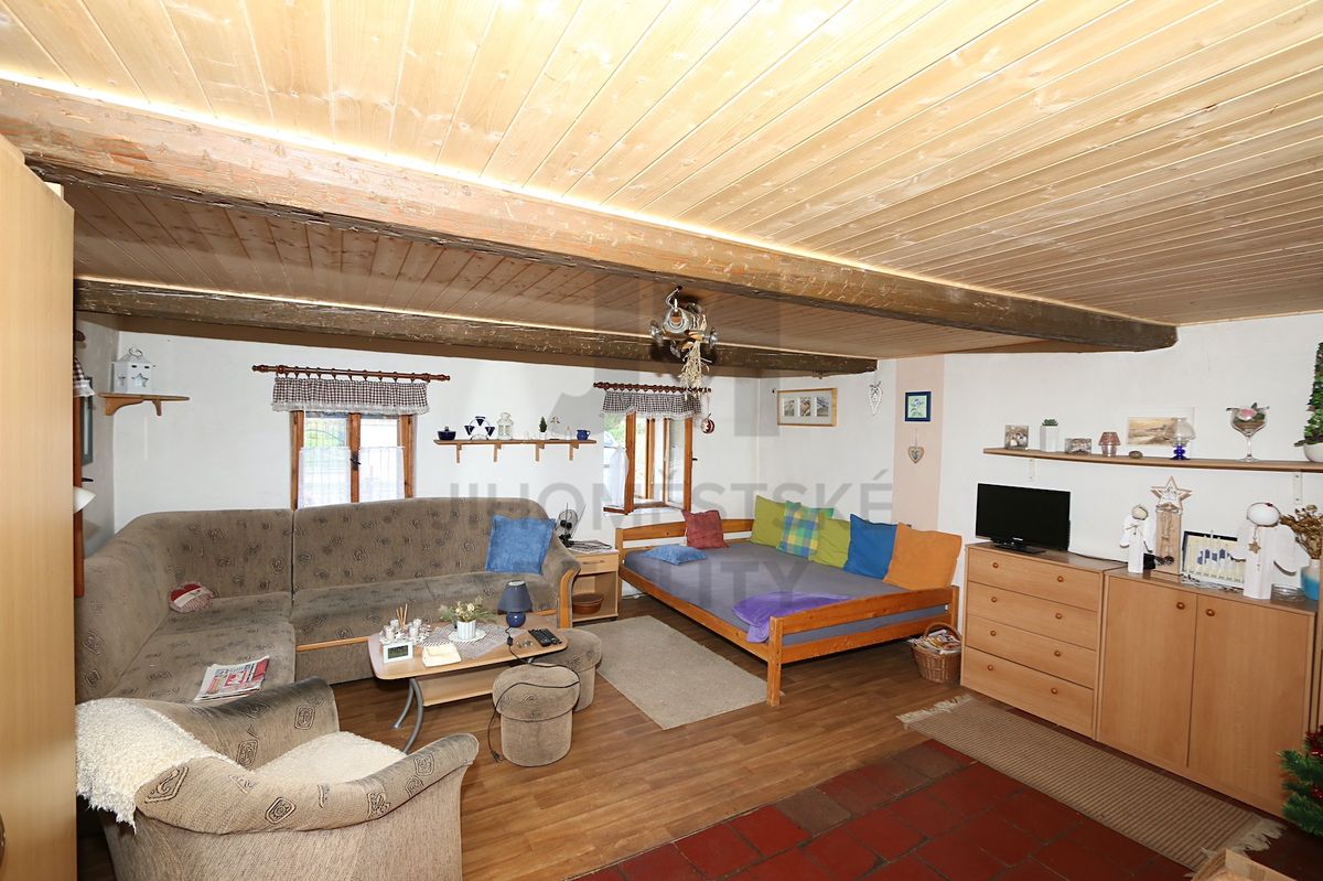 Prodej rodinného domu 96 m², pozemek 435 m² – fotografie 4