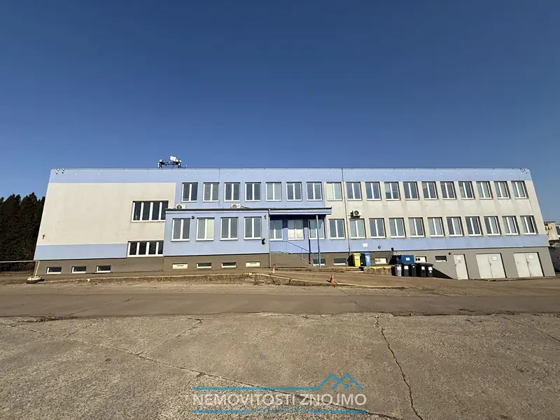 Pronájem kanceláře 20 m², Znojmo – náhled fotky 1