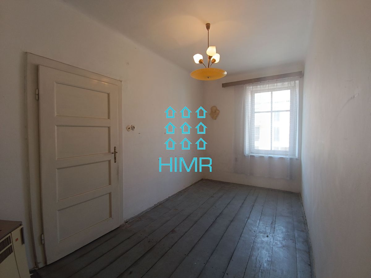 Prodej rodinného domu 329 m², pozemek 134 m² – fotografie 2