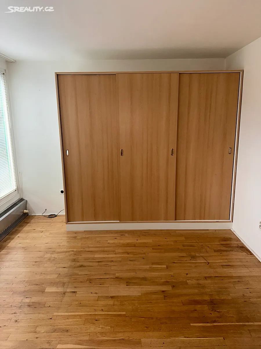 Prodej bytu 1+kk 28 m² – pohled 4