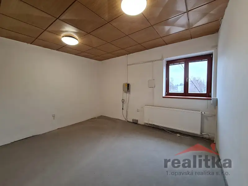 Pronájem kanceláře 166 m², Otice – náhled fotky 2