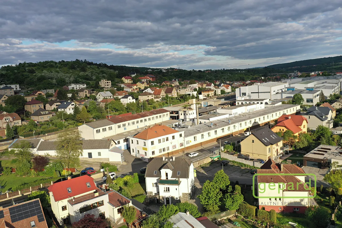 Pronájem výrobní haly, prostoru 700 m²