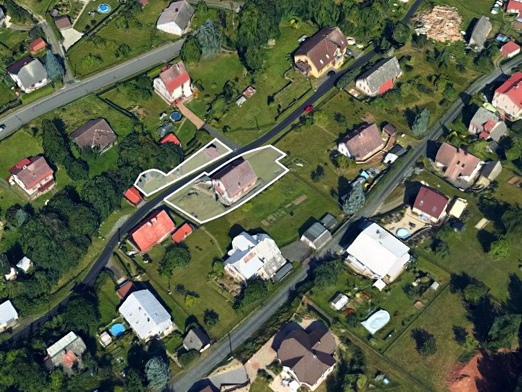 Prodej rodinného domu 199 m², pozemek 777 m² – fotografie 2