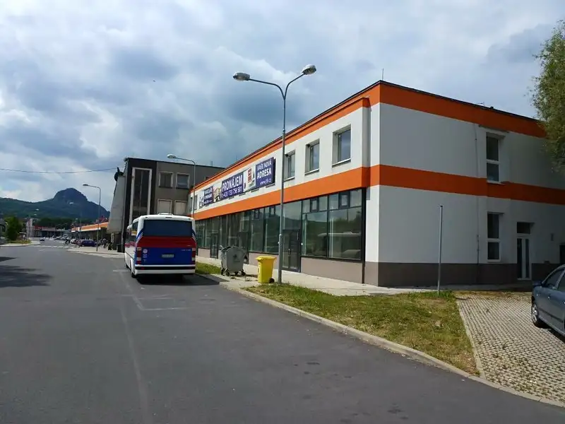 Pronájem obchodního prostoru 350 m², Bílina – náhled fotky 2