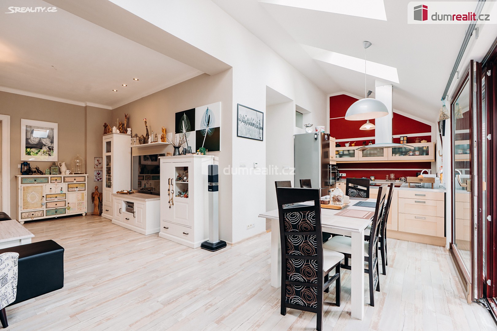 Prodej  rodinného domu 160 m², pozemek 272 m² – pohled 3