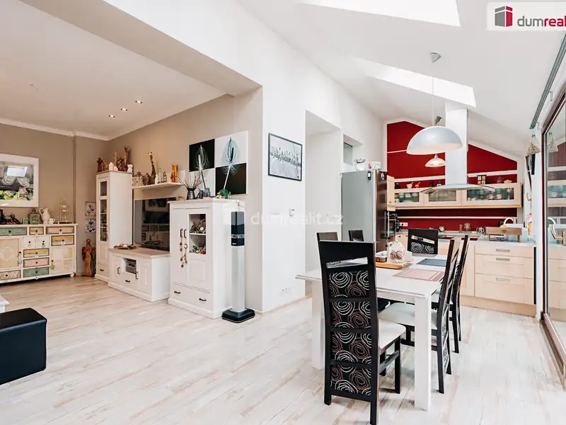 Prodej rodinného domu 160 m², pozemek 272 m², Břeclav – náhled fotky 3