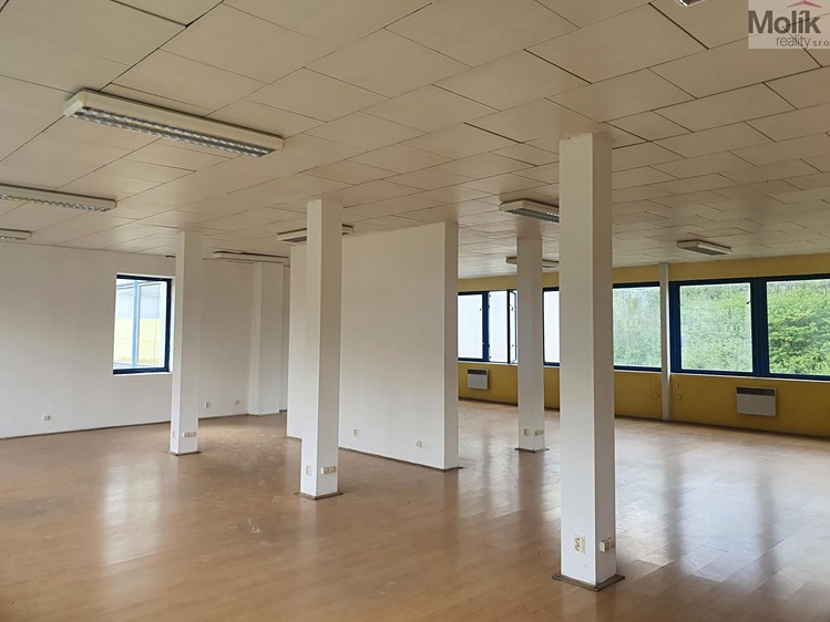 Комерційне приміщення в оренду, 400 м² (11 з 34)