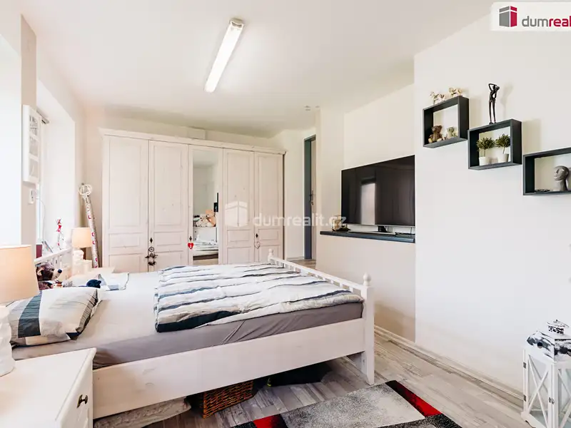 Prodej rodinného domu 160 m², pozemek 272 m², Břeclav – náhled fotky 2