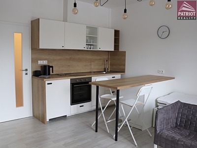 Pronájem bytu 1+kk 35 m²