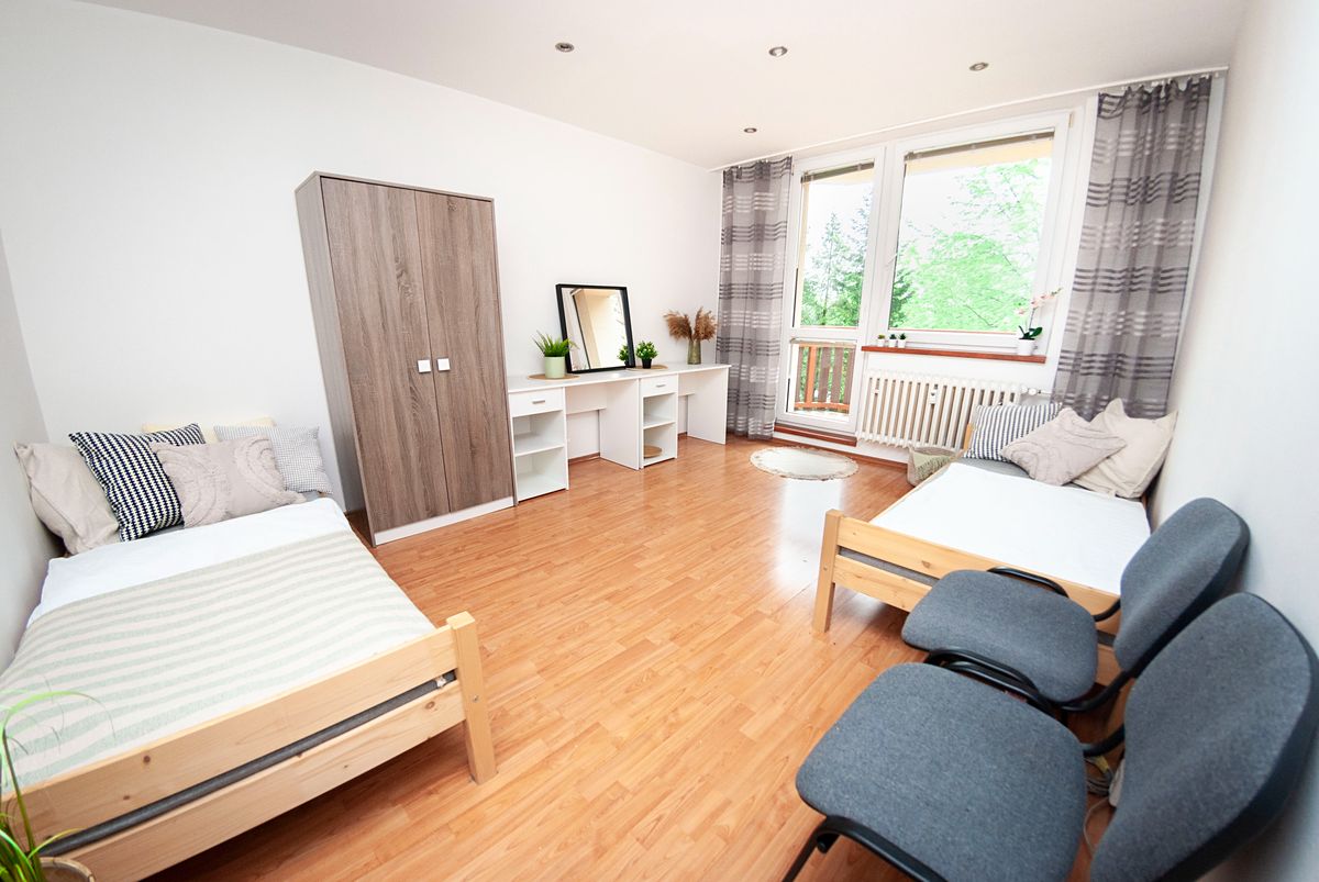 Pronájem bytu pokoje 69 m²