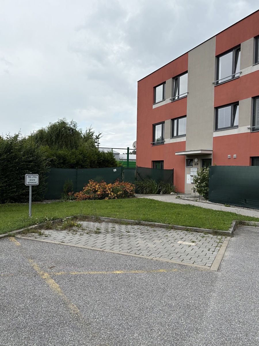 Pronájem komerční nemovitosti 9 m² – fotografie 3