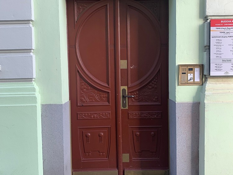 Pronájem komerčního prostoru, 325 m² (3 z 15)