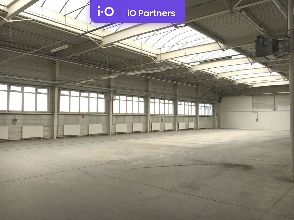 Pronájem skladového prostoru 5000 m² – fotografie 2