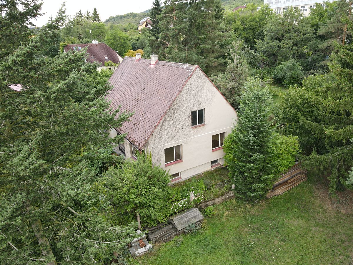 Prodej rodinného domu 127 m², pozemek 1353 m²