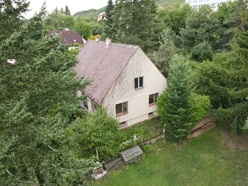 Prodej rodinného domu 127 m², pozemek 1353 m², Loděnice – náhled fotky 1
