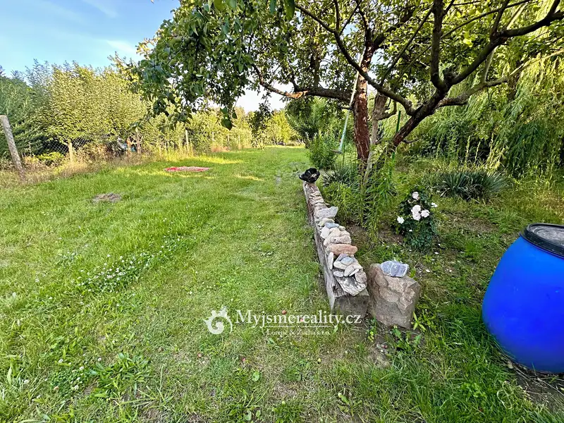 Prodej zahrady 2238 m², Znojmo – náhled fotky 2