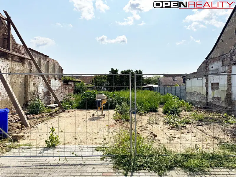 Prodej stavebního pozemku 640 m², Hrušovany u Brna – náhled fotky 2