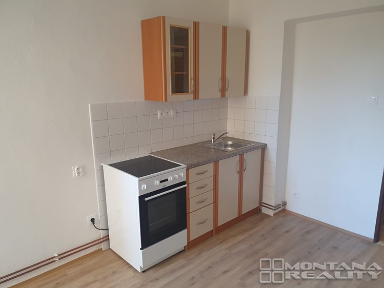 Gewerbefläche zum Kauf, 697 m² (8 von 15)