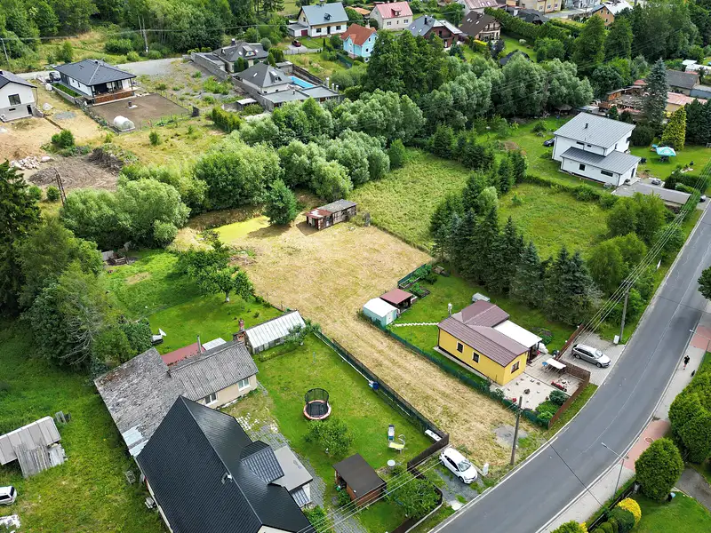 Prodej stavebního pozemku 1570 m², Valy – náhled fotky 1