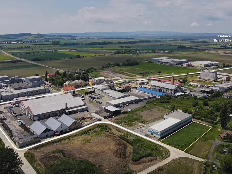 Prodej komerčního pozemku 2397 m², Holešov – náhled fotky 1