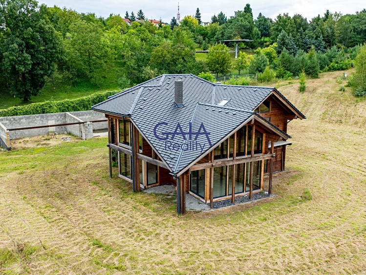 Haus zum Kauf, 250 m² (1 von 30)