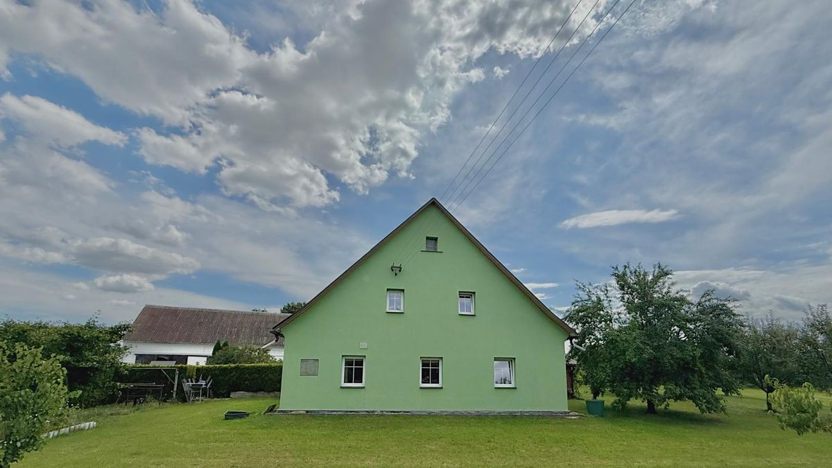 Prodej rodinného domu 170 m², pozemek 3824 m² – fotografie 3