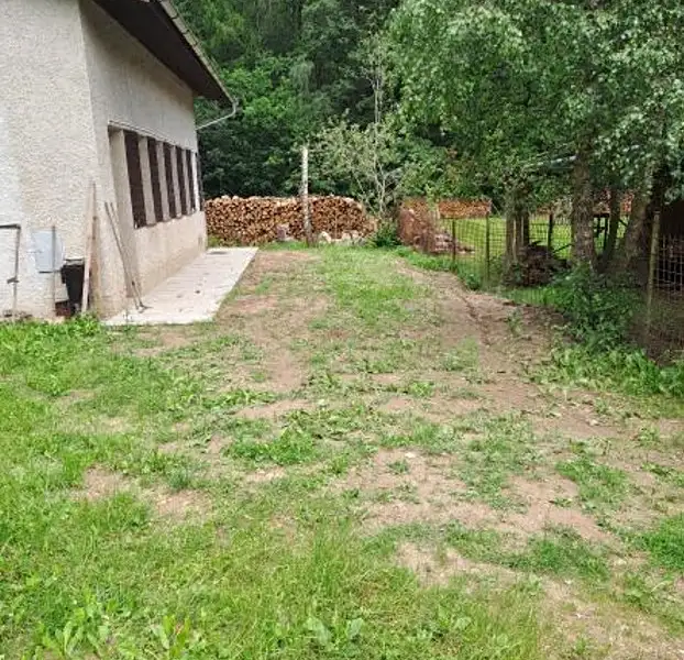 Prodej pozemku 355 m², Nové Hrady – náhled fotky 2