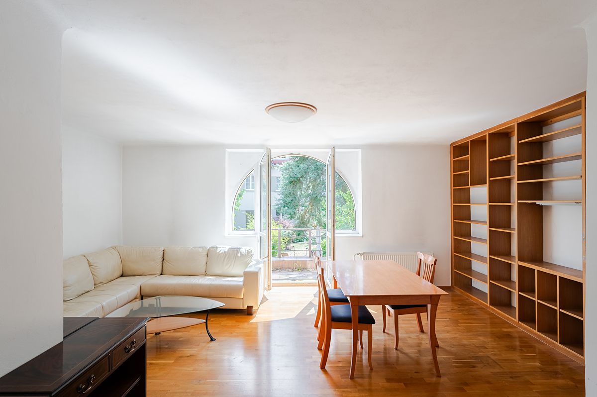 Prodej rodinného domu 318 m², pozemek 935 m² – fotografie 5