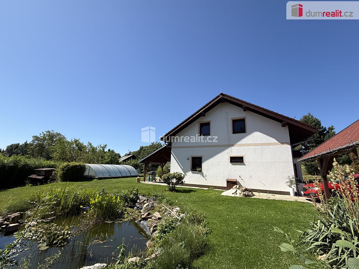 Prodej rodinného domu 180 m², pozemek 1678 m² – fotografie 4