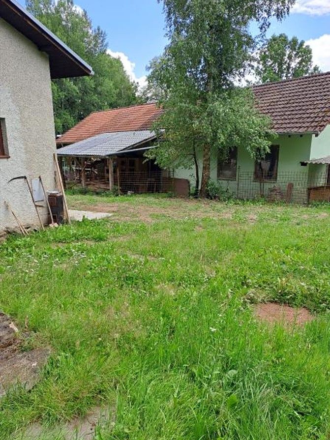 Prodej pozemku 355 m², Nové Hrady – fotka 1 z 3