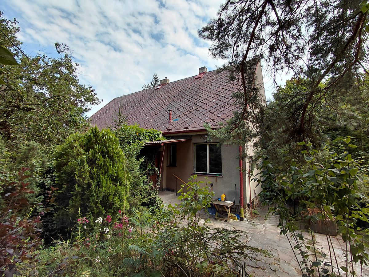 Prodej rodinného domu 127 m², pozemek 1353 m² – fotografie 2