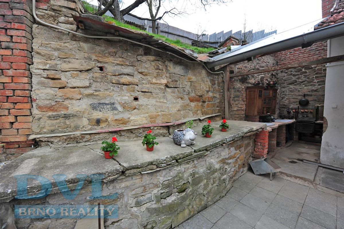 Prodej rodinného domu 100 m², pozemek 400 m² – fotografie 4