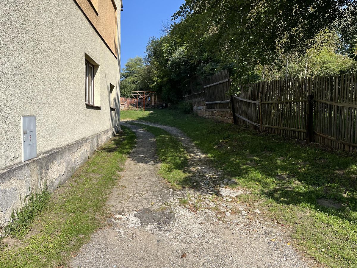 Prodej rodinného domu 292 m², pozemek 1628 m² – fotografie 5