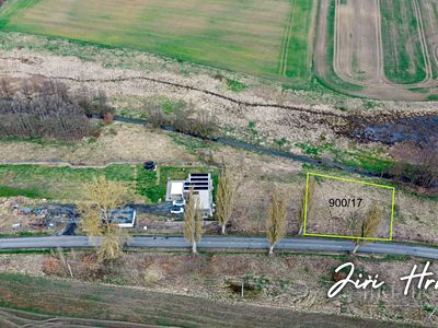 Prodej stavebního pozemku 958 m²